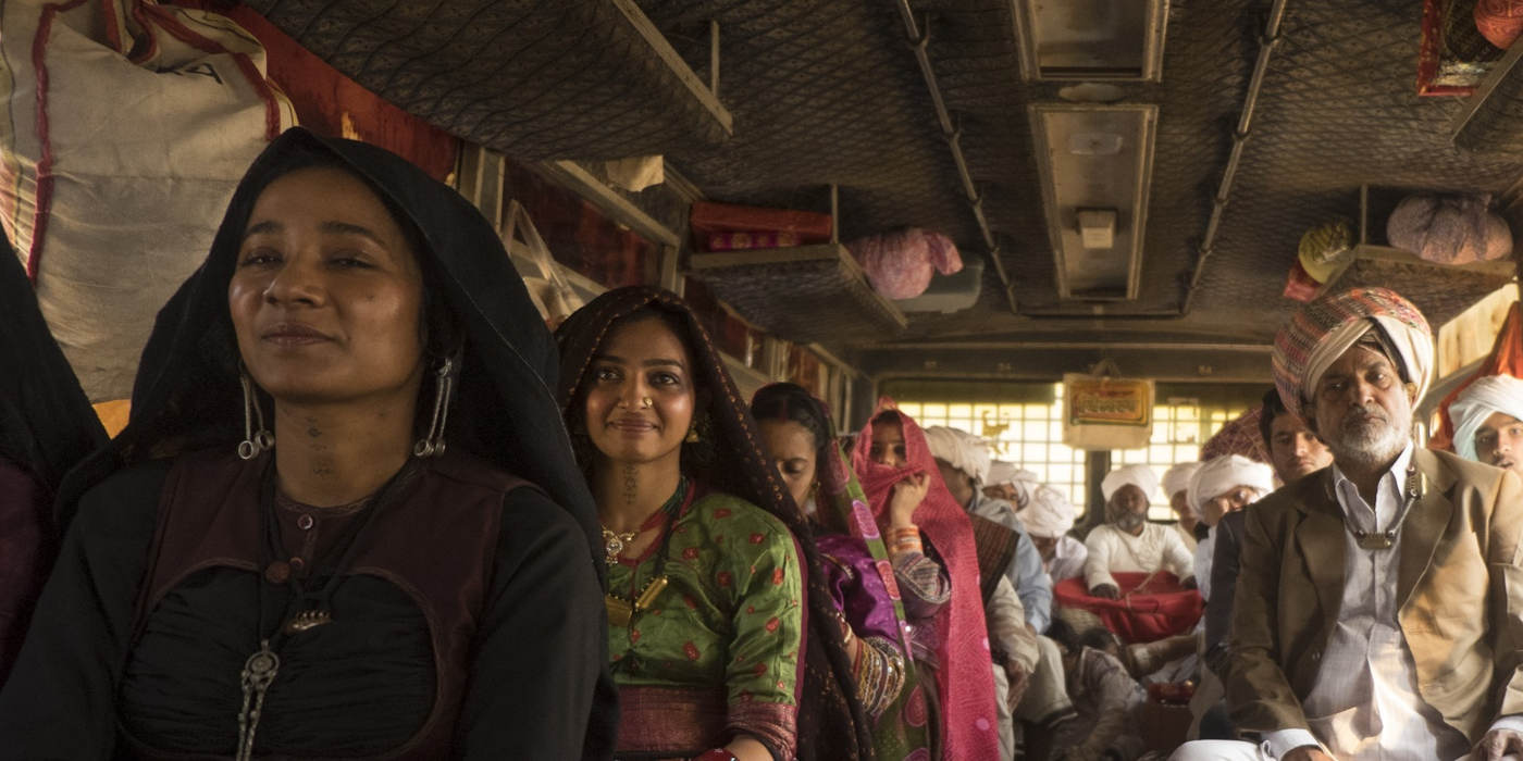 place femme bollywood.jpg